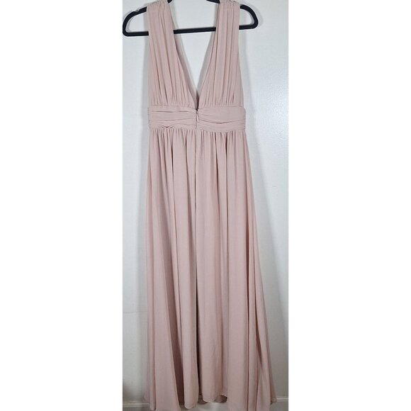 Lulus Dresses & Skirts - Lulu chiffon pleated sleeveless formal gown size medium